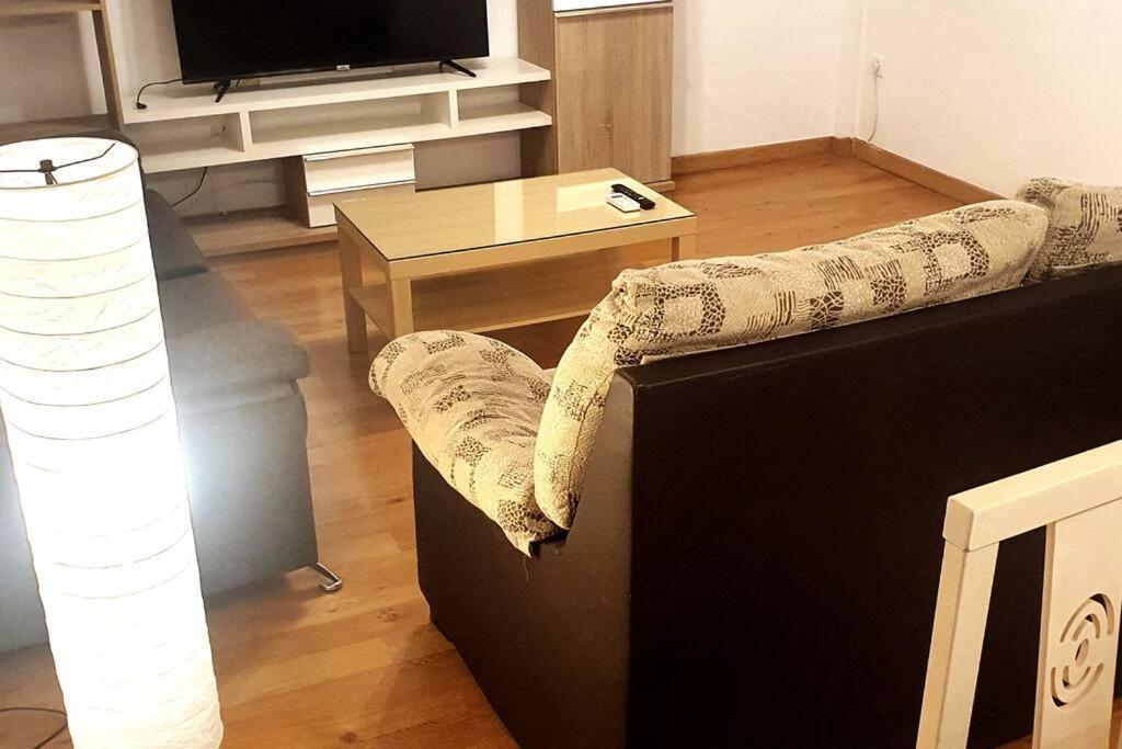 4F, Aire Acondic, 80M2, 2 Dormitorios, 4 Huespedes, Wifi Gratis La Linea de la Concepcion Exterior foto